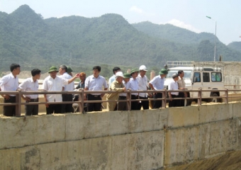 Thanh Hóa: Tập trung tháo gỡ khó khăn để xây cầu Bến Kẹm đúng tiến độ